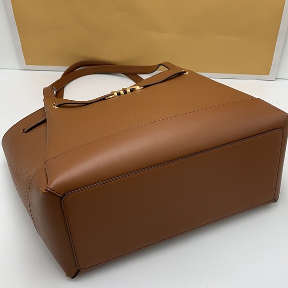 MICHAEL KORS
Reed Large Leather Belted Satchel
Shoulder Handbag Luggage color - Picture 15 of 15